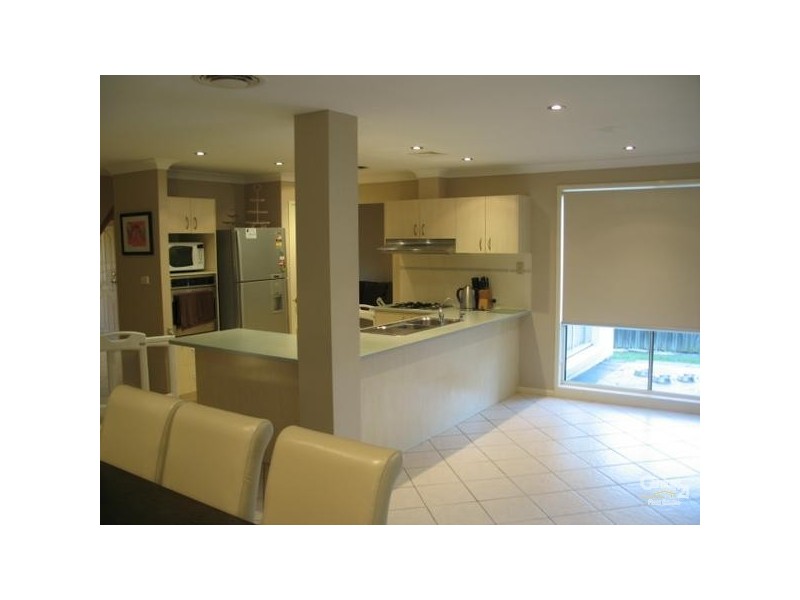 6 Hyatt Close, Rouse Hill NSW 2155