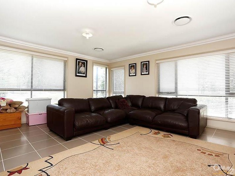 39 Stonecutters Drive, Colebee NSW 2761