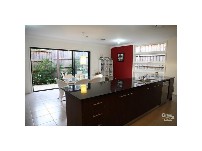 28 Benson Rd, Beaumont Hills NSW 2155