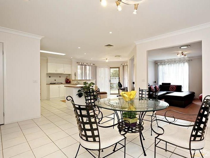 26 Martens Cct, Kellyville NSW 2155