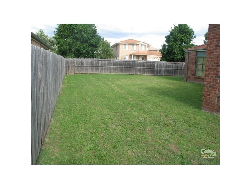 27 Adelphi St, Rouse Hill NSW 2155