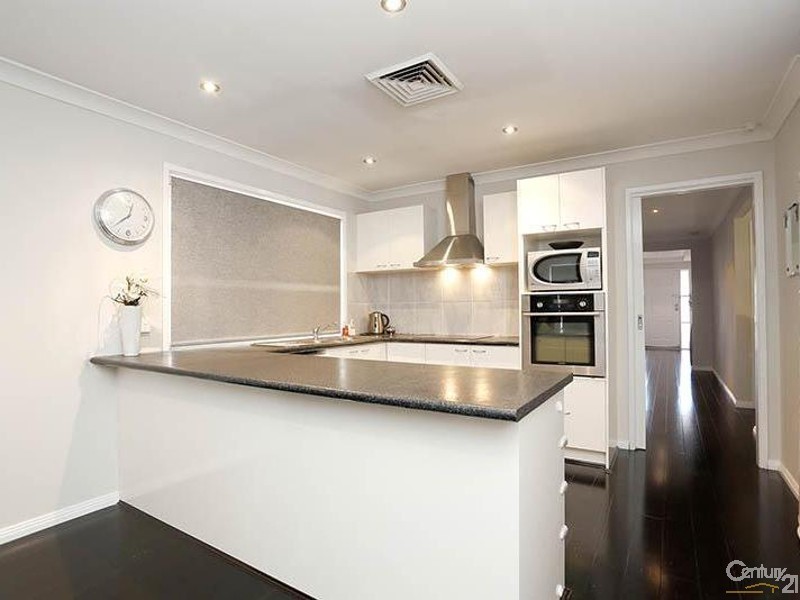 6 Monet Court, Kellyville NSW 2155