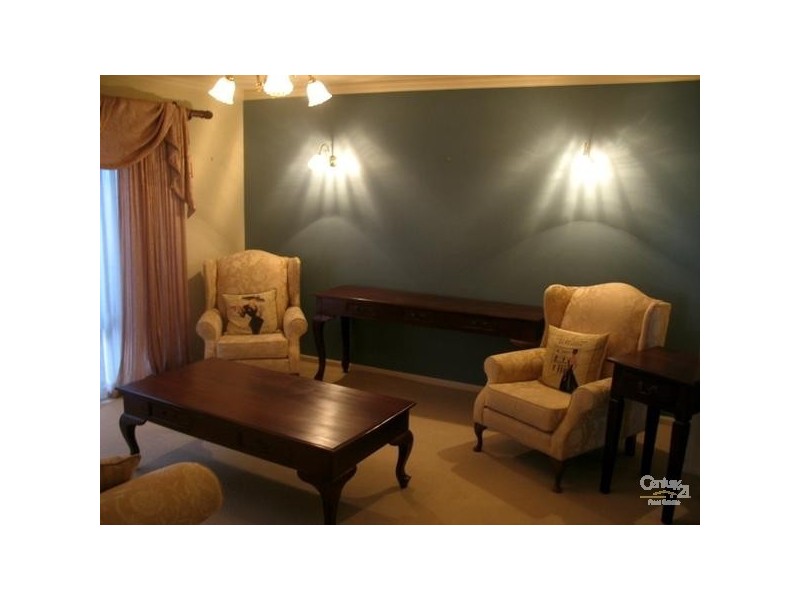 12 Yellowgum Ave, Rouse Hill NSW 2155