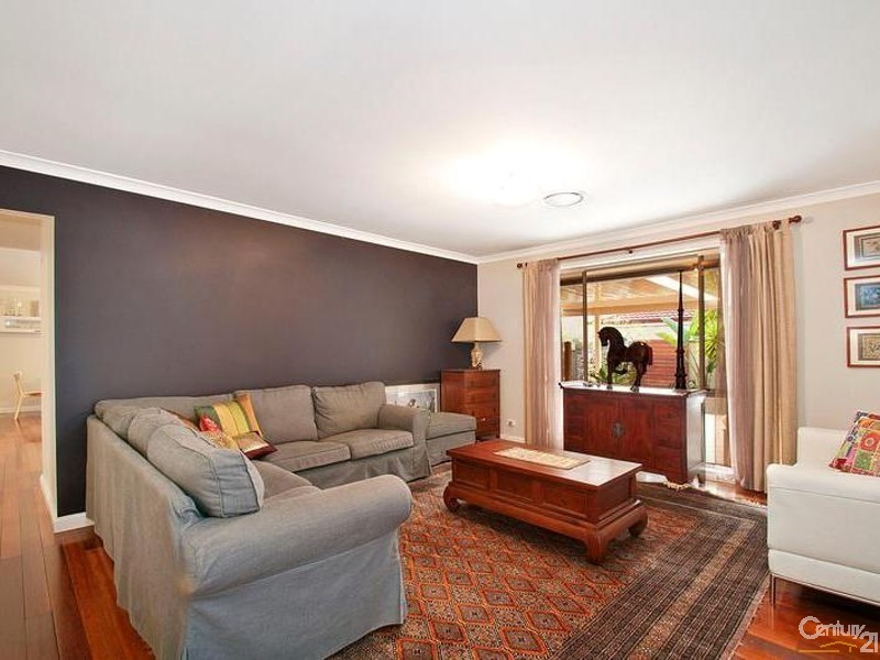 13 Rebellion Cct, Beaumont Hills NSW 2155