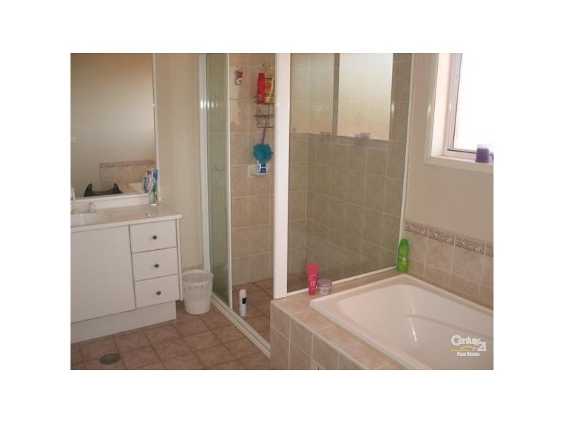 29 Macquarie Ave, Kellyville NSW 2155