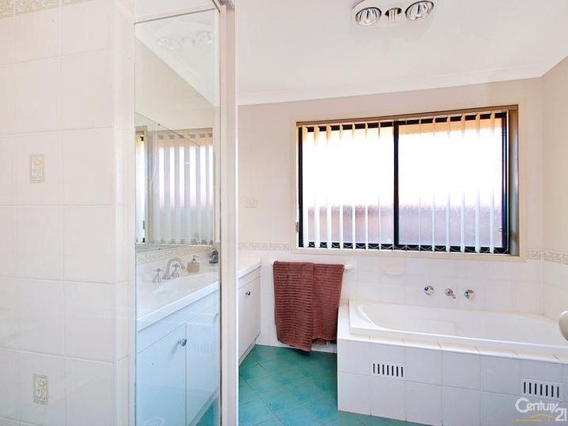 11 Pinehurst Ave, Rouse Hill NSW 2155