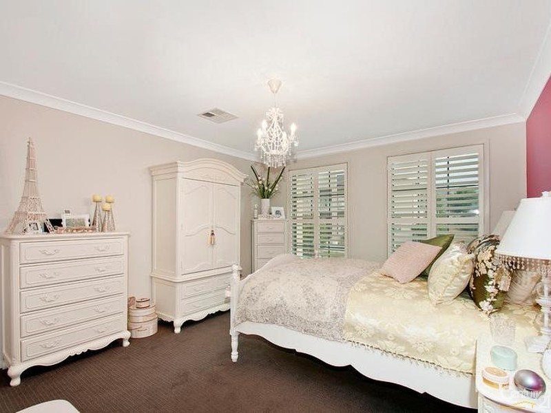 6 Islington Rd, Stanhope Gardens NSW 2768