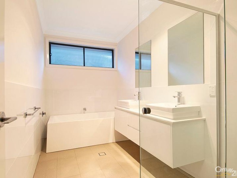 33 Amarco Cct, The Ponds NSW 2769