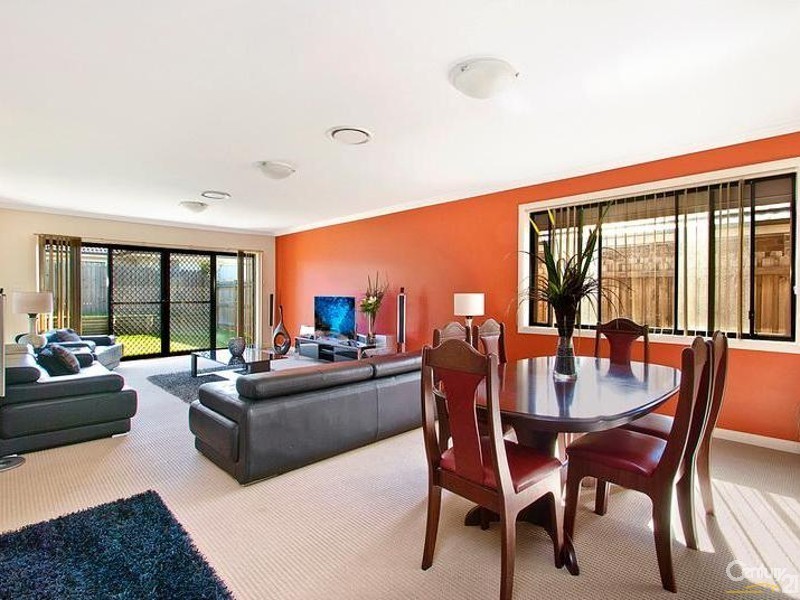 38 Upton St, Stanhope Gardens NSW 2768