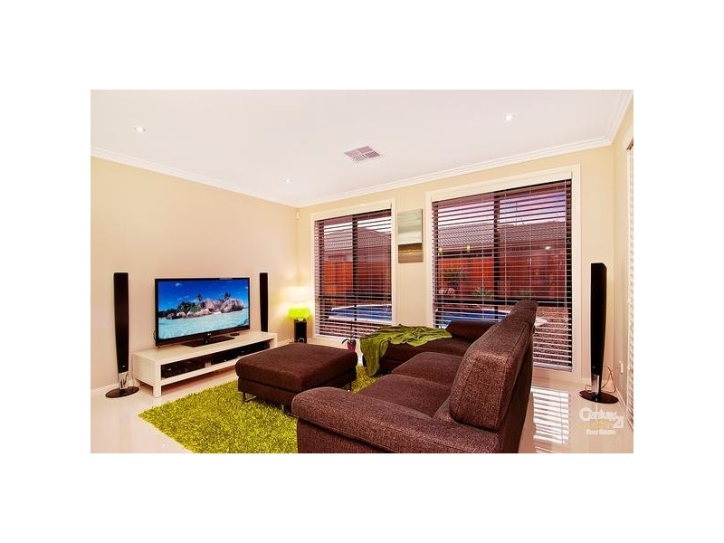 11 Bellinger St, The Ponds NSW 2769