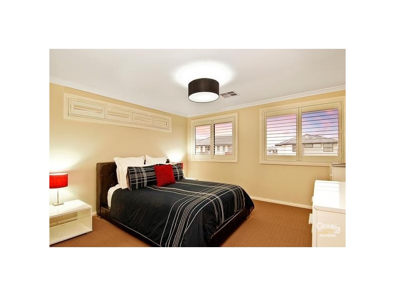 11 Bellinger St, The Ponds NSW 2769