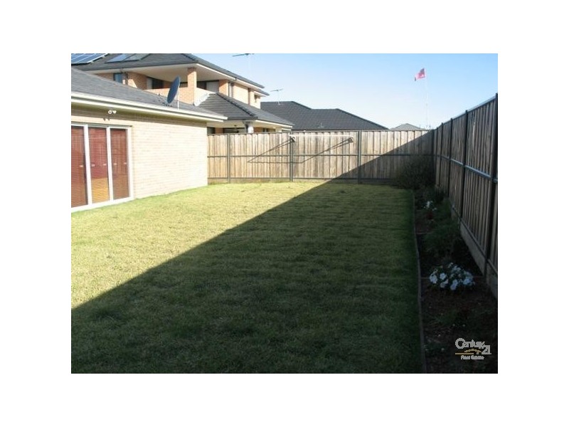 5 Tiger St, The Ponds NSW 2769