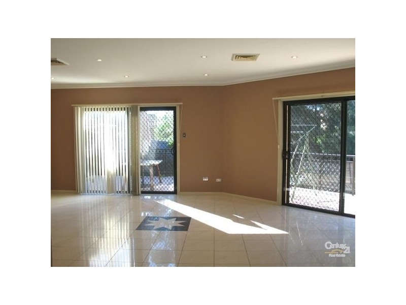 8 Bindaree Place, Kellyville NSW 2155