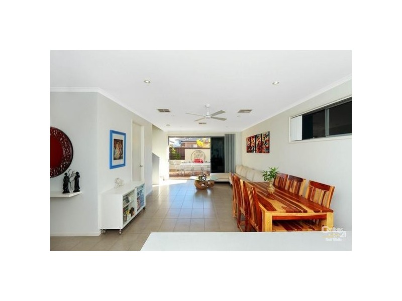 4 Caddies Blvd, Rouse Hill NSW 2155