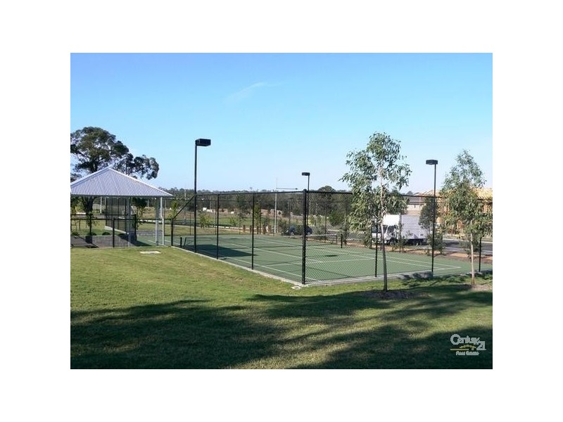 4 Caddies Blvd, Rouse Hill NSW 2155