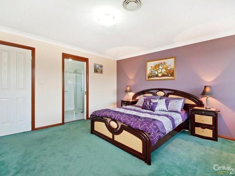 10 Julian Close, Kellyville NSW 2155