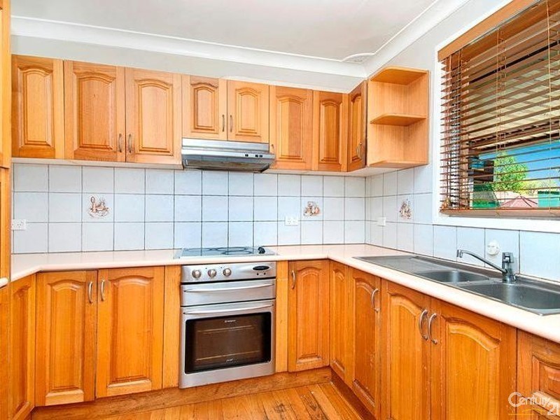 93 Railway Road, Quakers Hill NSW 2763