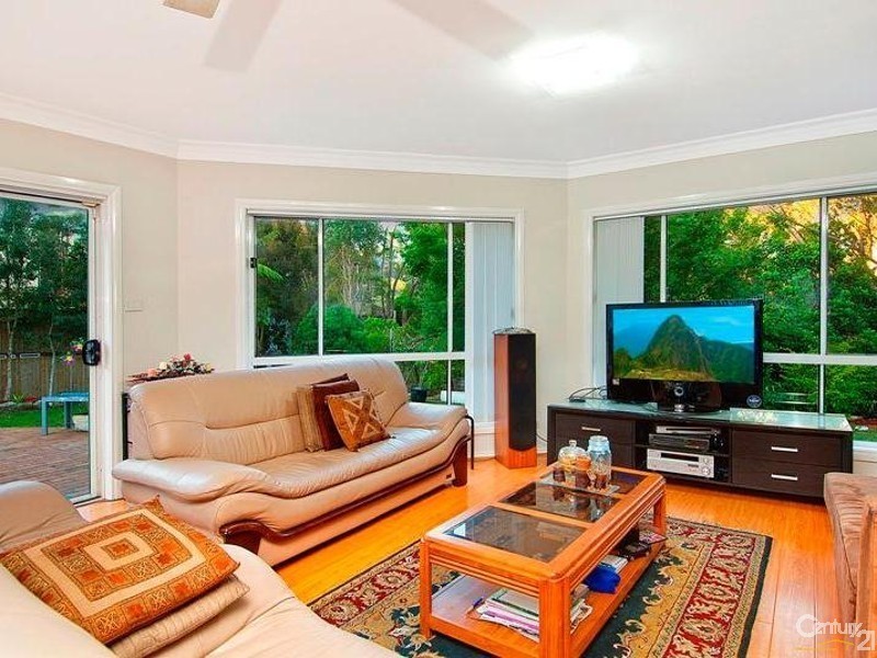 27-31 Woodstream Cres, Kellyville NSW 2155