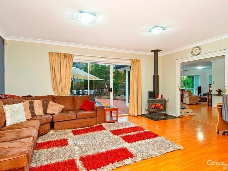 27-31 Woodstream Cres, Kellyville NSW 2155