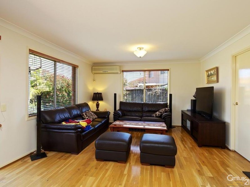 4B Canyon Drive, Stanhope Gardens NSW 2768