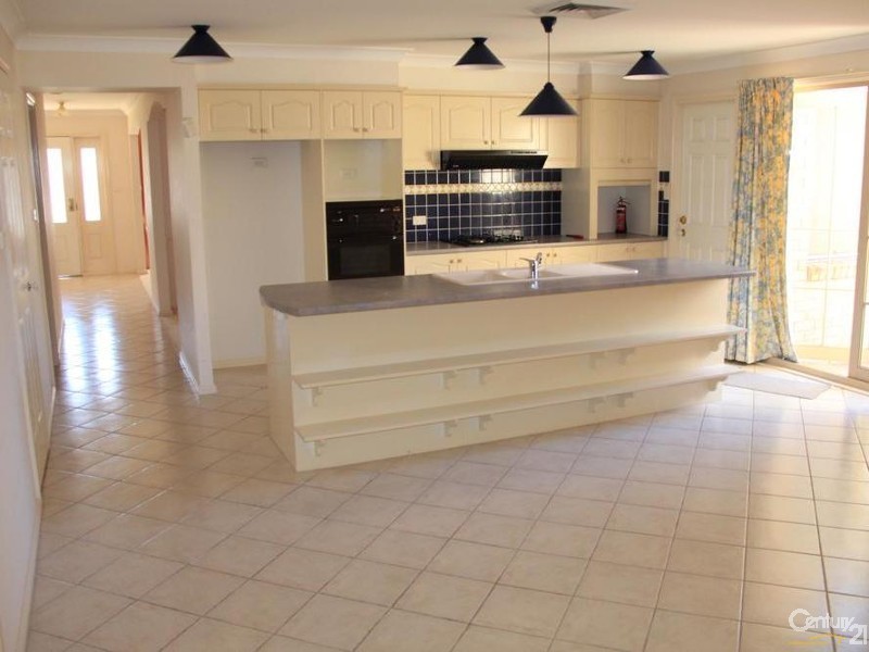 30 Carlisle Cres, Kellyville NSW 2155