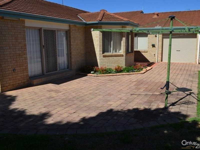 30 Carlisle Cres, Kellyville NSW 2155