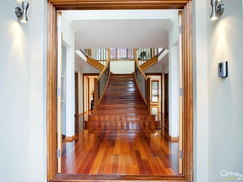 23 Glasshouse Rd, Beaumont Hills NSW 2155