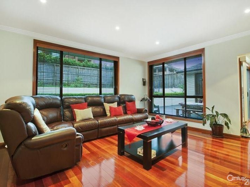 23 Glasshouse Rd, Beaumont Hills NSW 2155