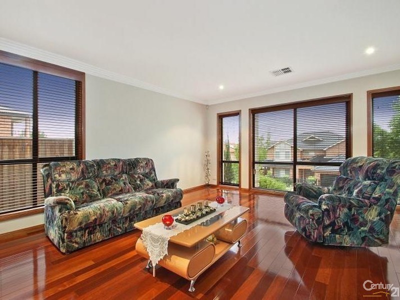 23 Glasshouse Rd, Beaumont Hills NSW 2155