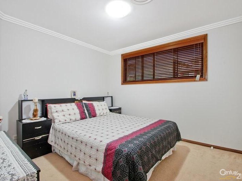 23 Glasshouse Rd, Beaumont Hills NSW 2155