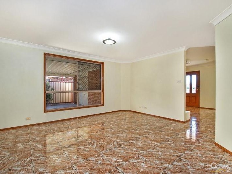 20 Thompson Cres, Glenwood NSW 2768