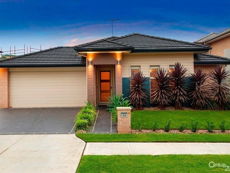 13 Meander Cres, The Ponds NSW 2769