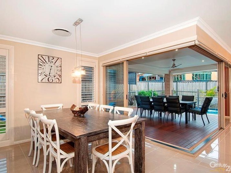 13 Meander Cres, The Ponds NSW 2769