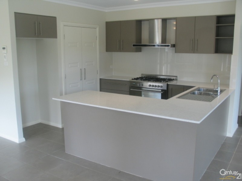 44 Riverbank Drive, The Ponds NSW 2769