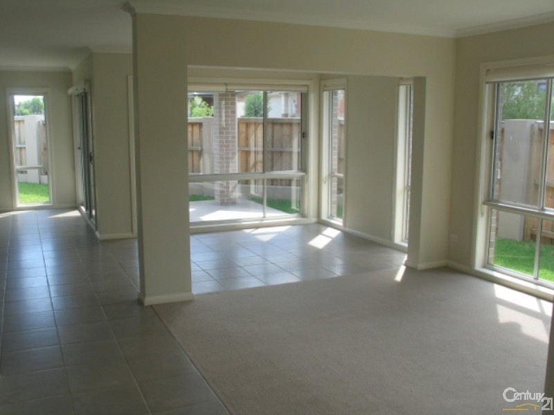 44 Riverbank Drive, The Ponds NSW 2769