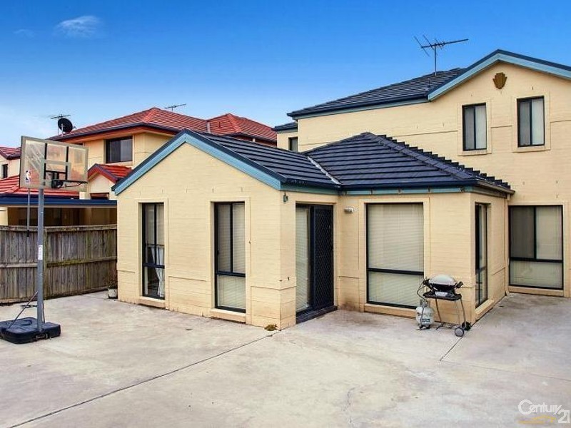 45 Wilkins Ave, Beaumont Hills NSW 2155