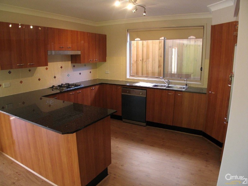 30 Wilkins Ave, Beaumont Hills NSW 2155