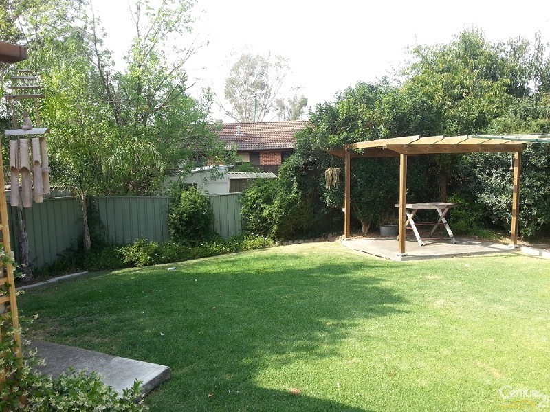 8 Pine Place, Riverstone NSW 2765