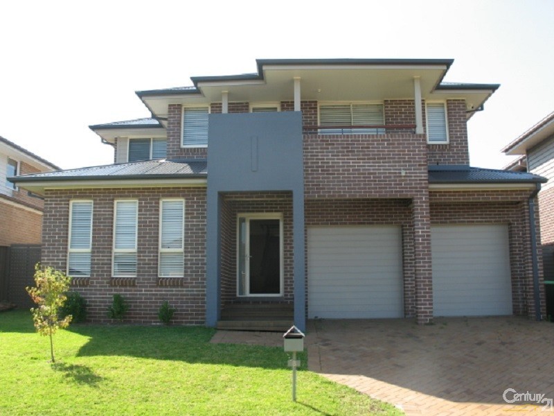 8 Chessington Tce, Beaumont Hills NSW 2155