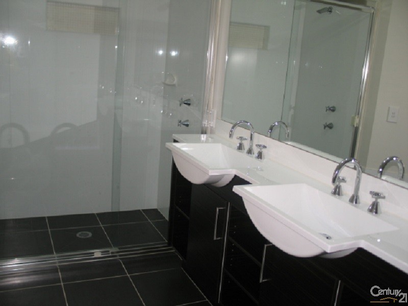 35 Pokolbin Ave, The Ponds NSW 2769