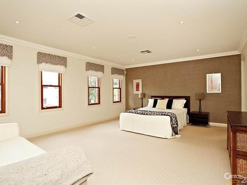 65 Riveroak Cct, Kellyville NSW 2155