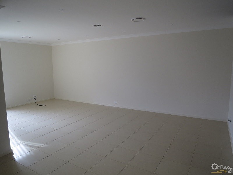19 Kelby St, The Ponds NSW 2769