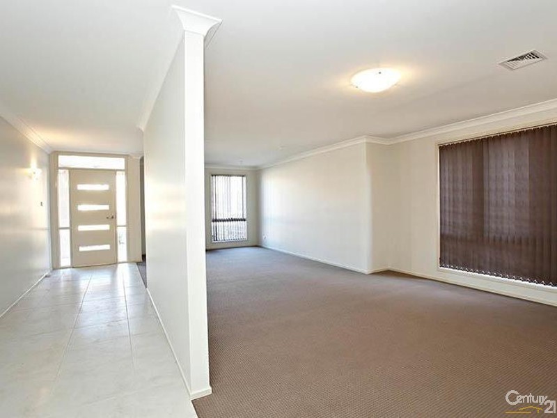 7 Barkala St, The Ponds NSW 2769