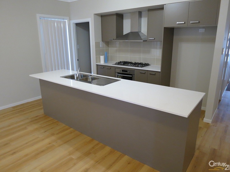 11 Grazier Rd, Rouse Hill NSW 2155