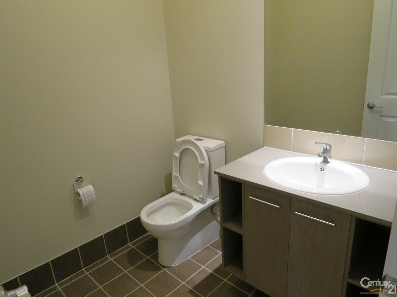 11 Grazier Rd, Rouse Hill NSW 2155