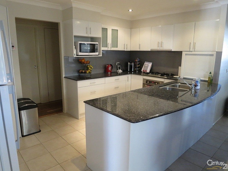 15 Marsden Ave, Kellyville NSW 2155