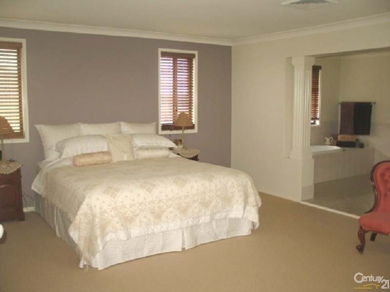 132 Perfection Ave, Stanhope Gardens NSW 2768