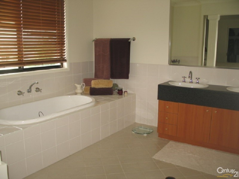 132 Perfection Ave, Stanhope Gardens NSW 2768