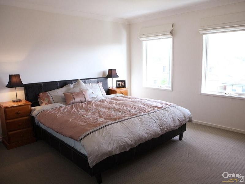 28 Benson Rd, Beaumont Hills NSW 2155