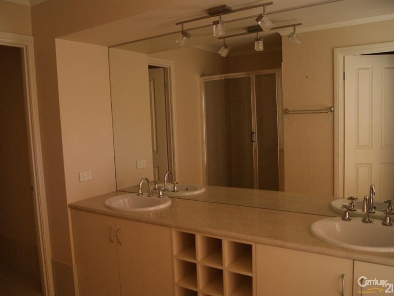 24 Harvard Cct, Rouse Hill NSW 2155